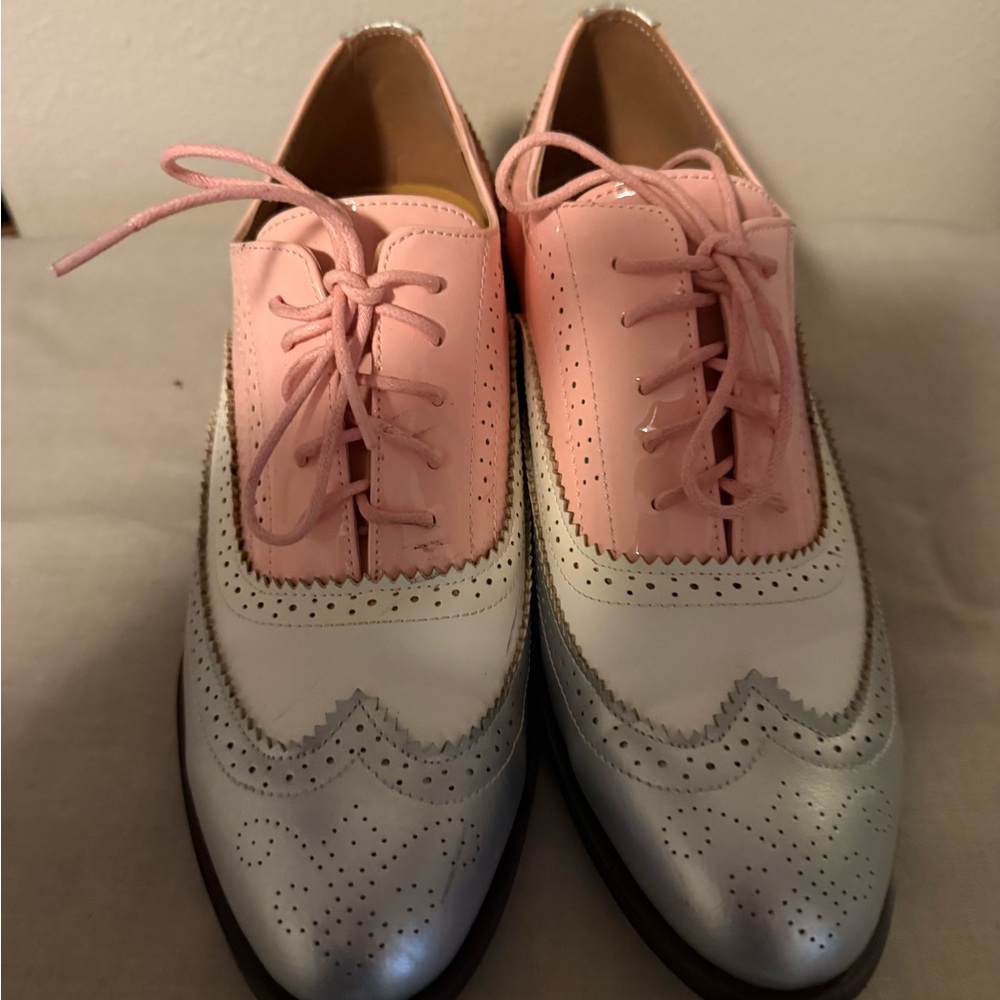 Pink and White Women's Oxford Shoes